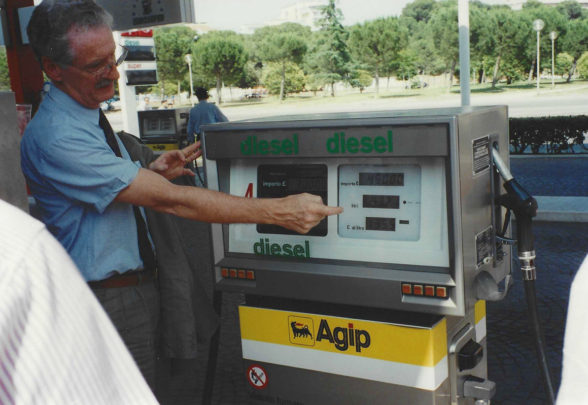 Sergio Folchitto (Agip) at the first test site in Bari